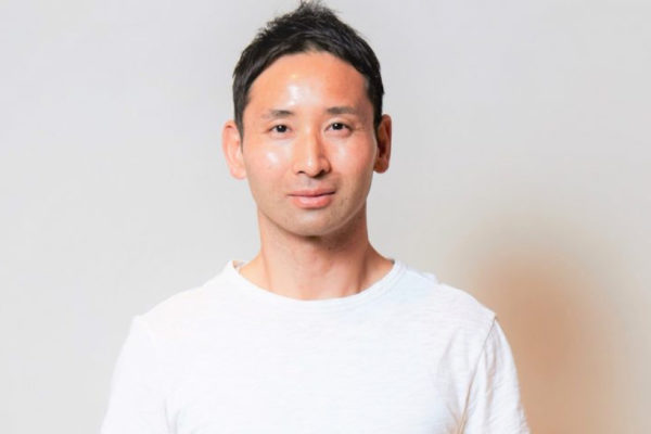 shin-profile-pix リラヨガ 代表 乳井真介